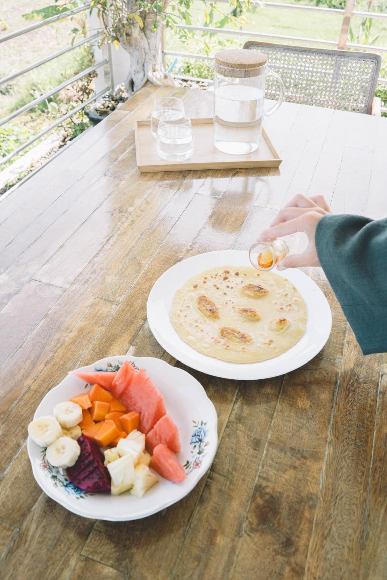 Three Palms Surf & Stay Medewi Airsatang エクステリア 写真